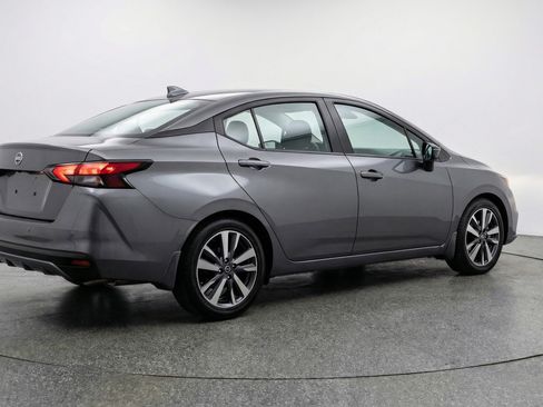 Used 2025 Nissan Versa SV FWD image 9