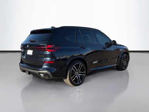 Used 2025 BMW X5 sDrive40i w/ Executive Package image 3