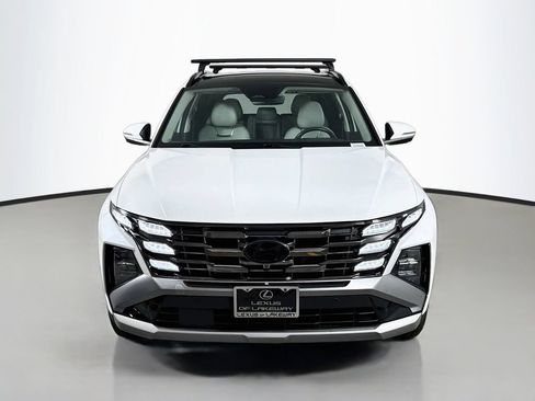 Used 2025 Hyundai Tucson Limited AWD/4WD image 2