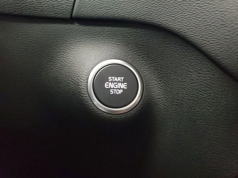 Used 2026 Volvo XC40 B5 Ultra w/ Protection Package Premier image 35