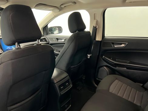 Used 2022 Ford Edge SE w/ Black Appearance Package image 19