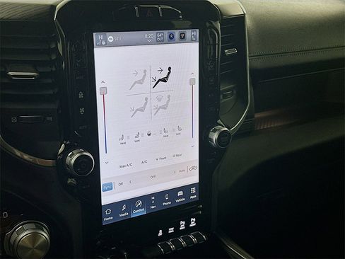 Used 2024 RAM 1500 Laramie image 18