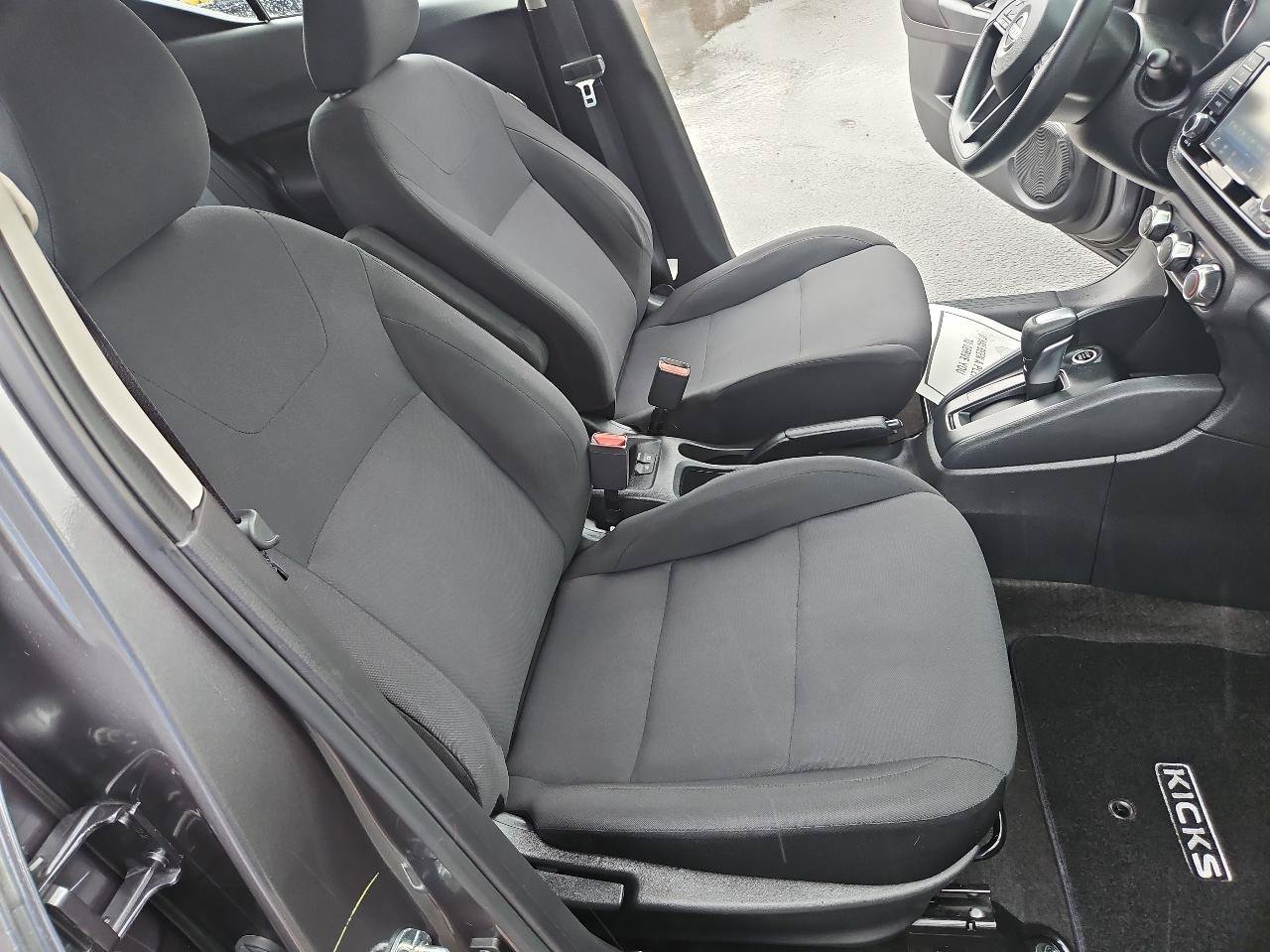 Used 2023 Nissan Kicks S FWD image 15