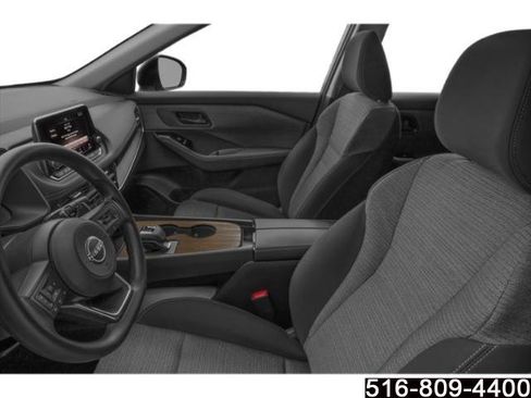 Used 2023 Nissan Rogue S image 13