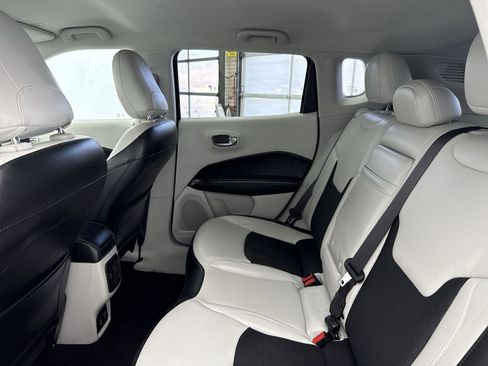 Used 2019 Jeep Compass Latitude w/ Popular Equipment Group image 29