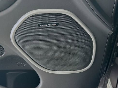 Used 2019 Jeep Grand Cherokee Trackhawk AWD/4WD image 19
