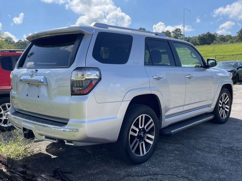 Used 2019 Toyota 4Runner Limited RWD image 7