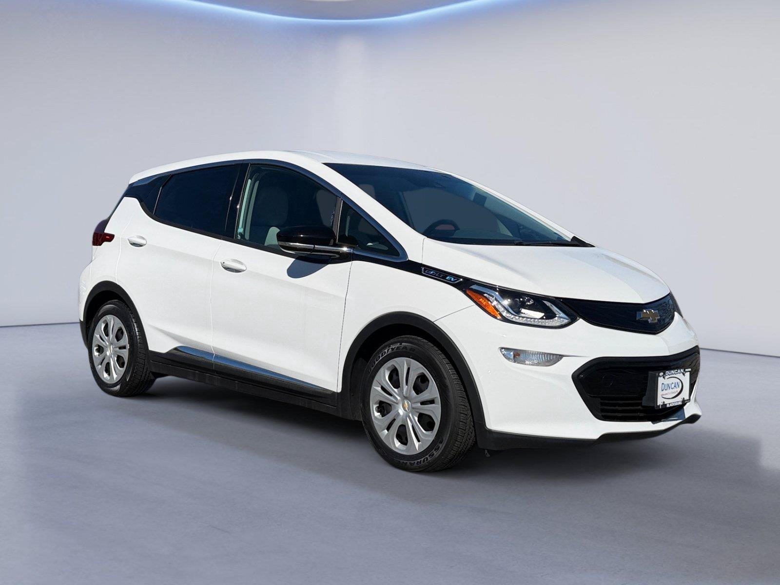 Used 2020 Chevrolet Bolt LT FWD image 1