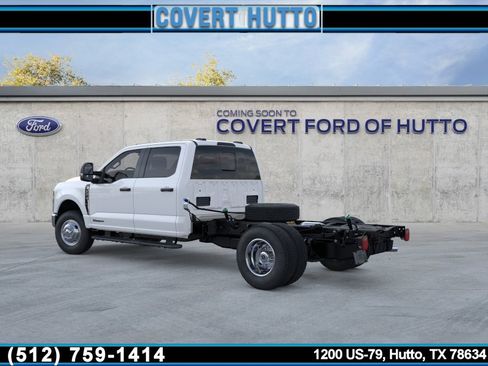 New 2026 Ford F350 XL image 4