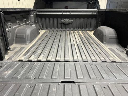 Used 2024 Chevrolet Silverado 1500 LT Trail Boss w/ Protection Package image 10