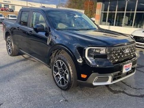 New 2025 Ford Maverick Lariat w/ 4K Tow Package image 3