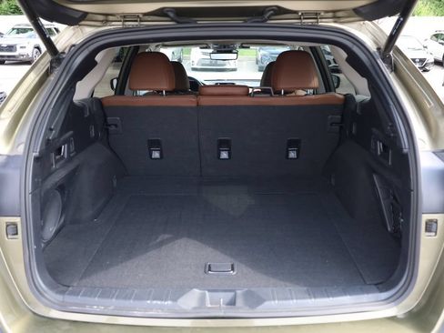 Certified 2023 Subaru Outback Touring AWD/4WD image 6