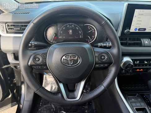 Used 2024 Toyota RAV4 XLE image 15