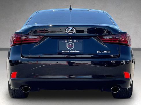 Used 2014 Lexus IS 250 w/ Luxury Package w/Gray Wood RWD image 4