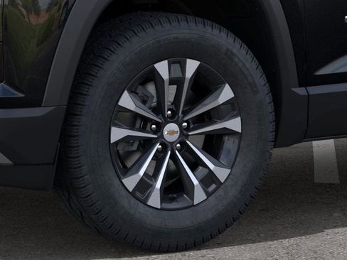 New 2025 Chevrolet Equinox LT image 9