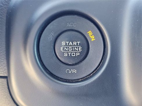 Used 2021 Jeep Wrangler Unlimited Rubicon AWD/4WD image 24
