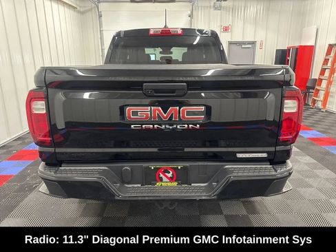 Used 2024 GMC Canyon Elevation AWD/4WD image 7