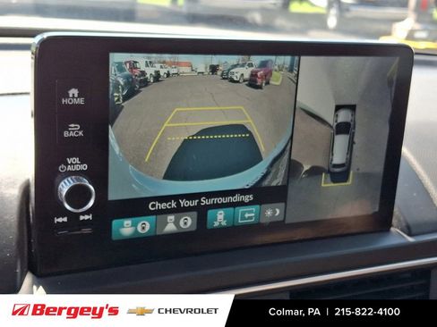 Used 2023 Honda Pilot Elite image 22