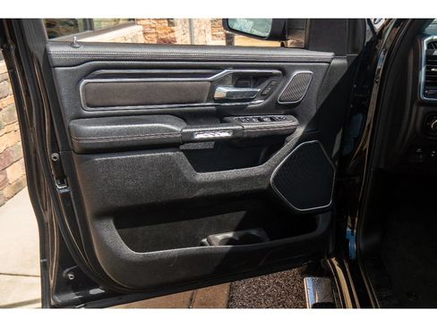 Used 2023 RAM 1500 Laramie AWD/4WD image 10