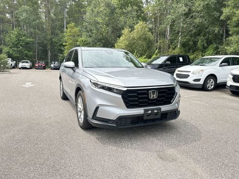 Used 2023 Honda CR-V EX image 8