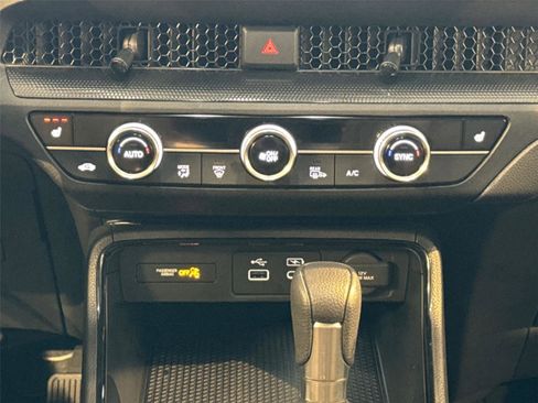 Used 2025 Honda CR-V EX image 17