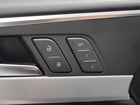 Used 2018 Audi A4 2.0T Premium AWD/4WD image 31