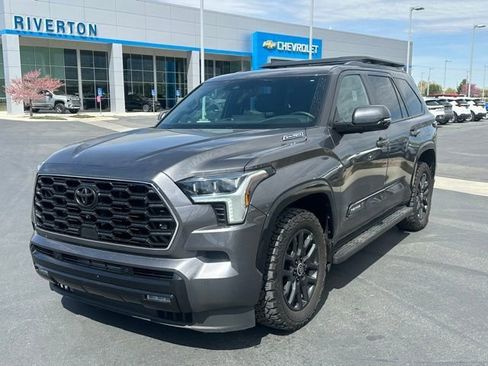 Used 2024 Toyota Sequoia Platinum AWD/4WD image 30
