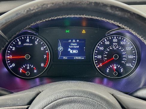 Used 2016 Kia Optima LX image 13