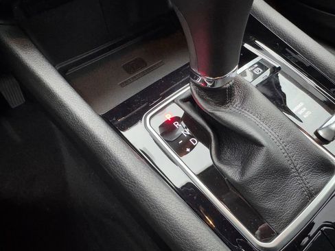 Used 2025 Jeep Compass Latitude w/ Convenience Group image 18