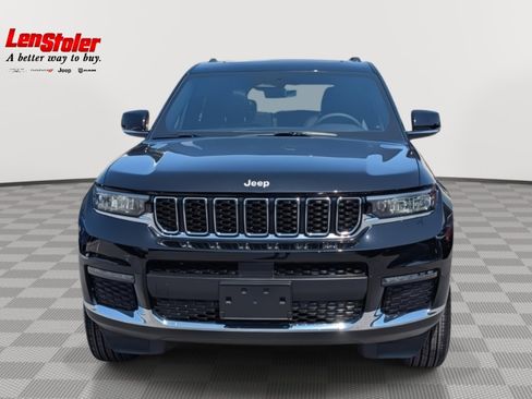 Used 2025 Jeep Grand Cherokee L Limited image 8