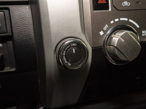 Used 2017 Toyota Tundra SR5 image 13