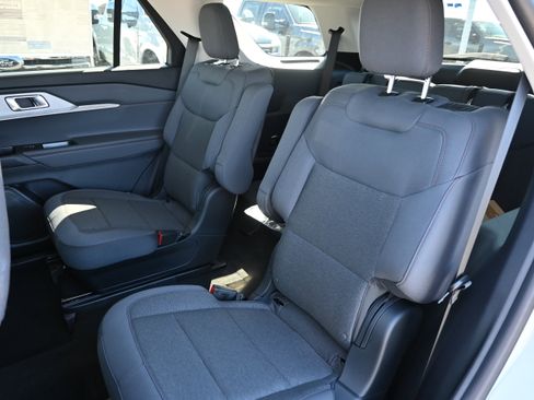 New 2026 Ford Explorer Active image 57