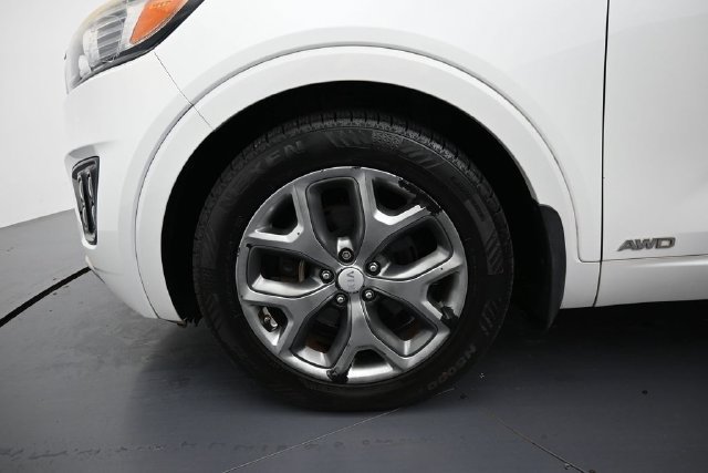 Used 2016 Kia Sorento SX w/ SXL Technology Package AWD/4WD image 9