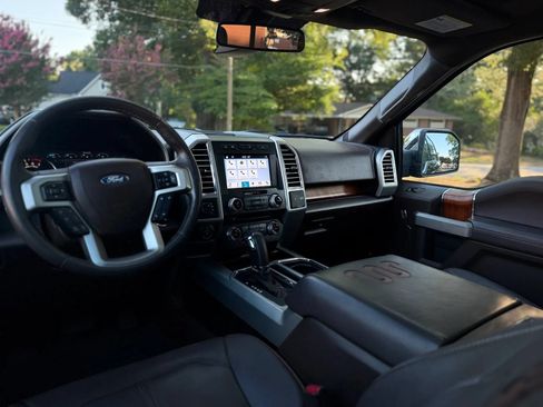 Used 2017 Ford F150 King Ranch w/ Equipment Group 601A Luxury AWD/4WD image 10