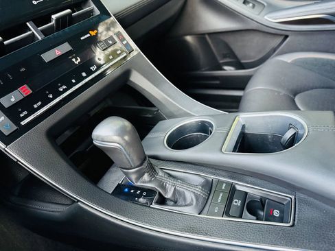 Used 2019 Toyota Avalon XSE w/ All Weather Liner Package image 38