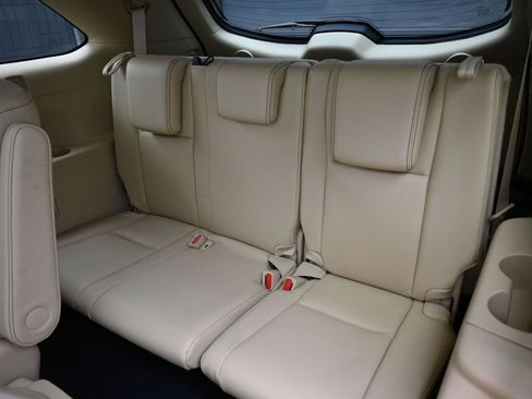 Used 2016 Toyota Highlander Limited Platinum image 33