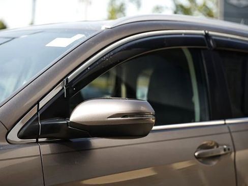 Used 2015 Honda CR-V Touring image 10