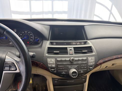 Used 2010 Honda Crosstour EX-L image 13