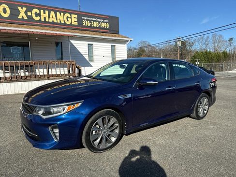 Used 2018 Kia Optima S w/ Pano Sport Package image 3