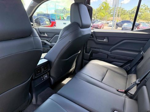 Used 2026 Toyota 4Runner Limited AWD/4WD image 15