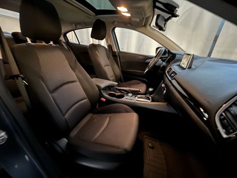 Used 2016 MAZDA MAZDA3 i Touring w/ Popular Equipment Package image 12