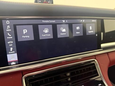 Used 2020 Porsche Panamera 4 AWD/4WD image 38
