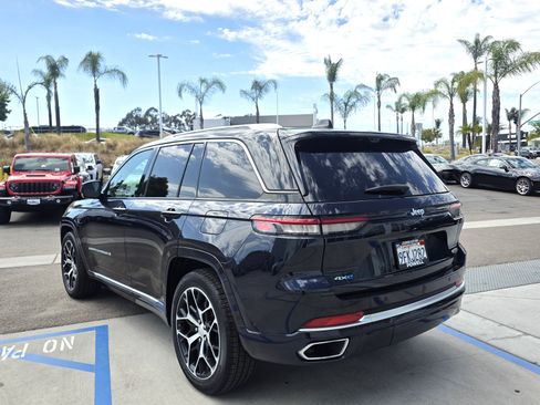 Certified 2022 Jeep Grand Cherokee Summit 4xe AWD/4WD image 3