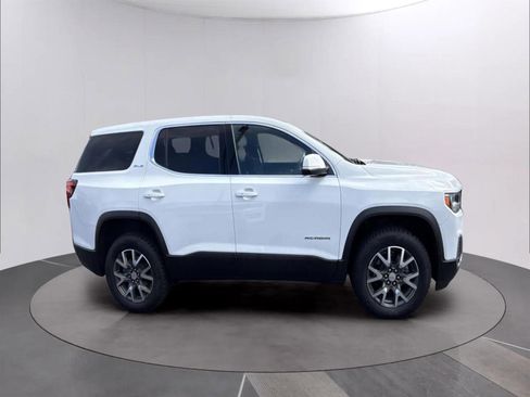 Used 2022 GMC Acadia SLE image 10