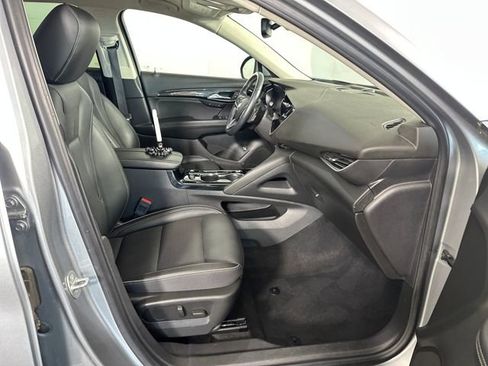 Used 2023 Buick Envision Essence image 28