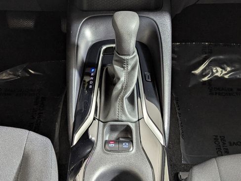 Used 2022 Toyota Corolla LE image 35