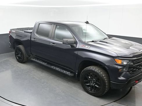 Used 2022 Chevrolet Silverado 1500 Custom Trail Boss w/ LPO, Dark Essentials Package AWD/4WD image 30