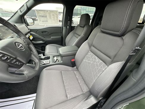 New 2026 Nissan Frontier SV image 11