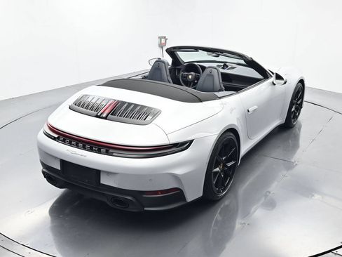 Certified 2025 Porsche 911 Carrera RWD image 48
