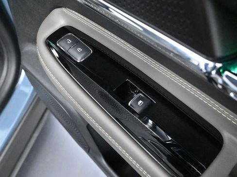 Used 2023 Lincoln Corsair Reserve w/ Jet Appearance Package image 46